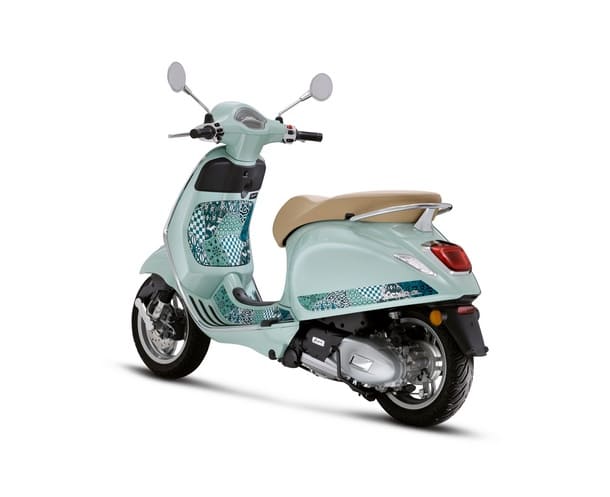 vespa-batik-primavera.jpg